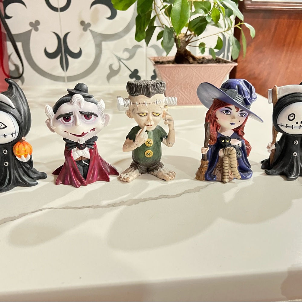 Lenox HALLOWEEN Rare Lenox Halloween Spooky Town figurines